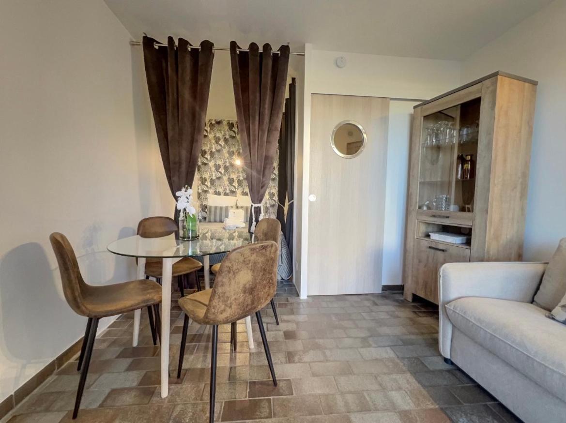 "Les Voiles" Hyeres Appartement Buitenkant foto